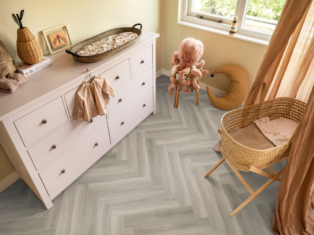 Ambiant Spigato Avanto Grey pvc vloer in een interieur