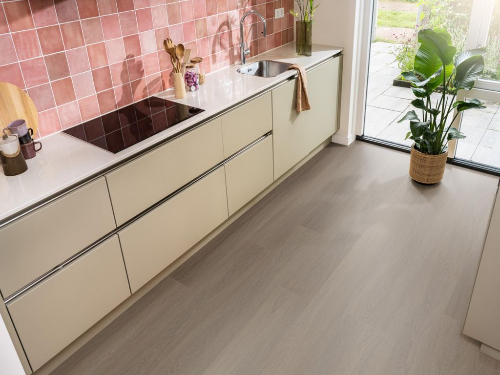 Ambiant Estino Brown pvc vloer in een interieur